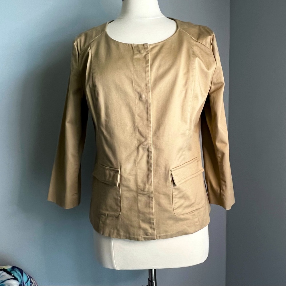 New York & Co. Large Tan Blazer 3/4 Sleeves Snap Closure Pockets